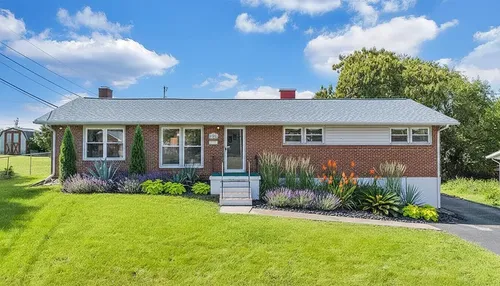 Curb appeal update for home resale value