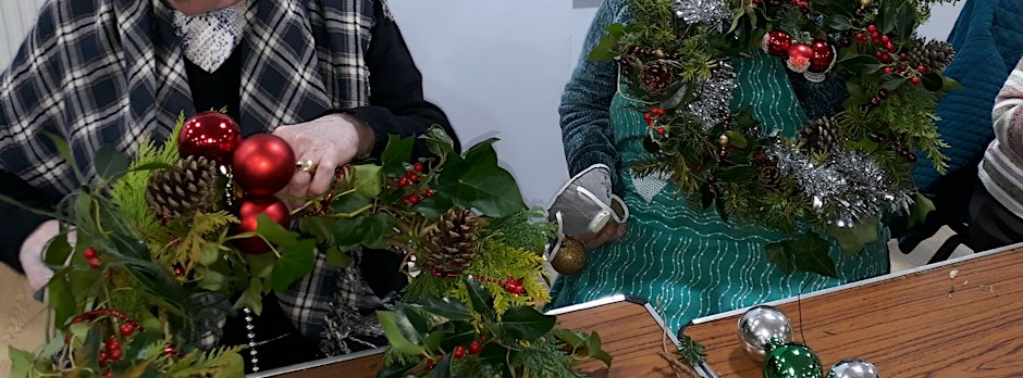 Willow Weaving: Making a Christmas Garland – Gardening Workshop (Premium)