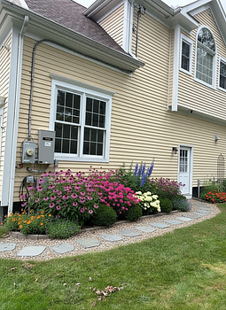Cottage Style Design Landscaping result