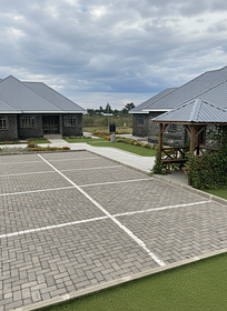 Make space for 4 car parking slots and a gazebo 
