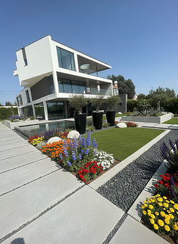 Modern Style Design Landscaping result