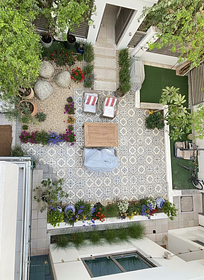 Change the green carpet on the floor under the bicycle to patterned tiled floor
